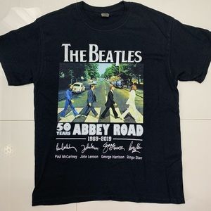 The Beatles abbey road band tee size Large